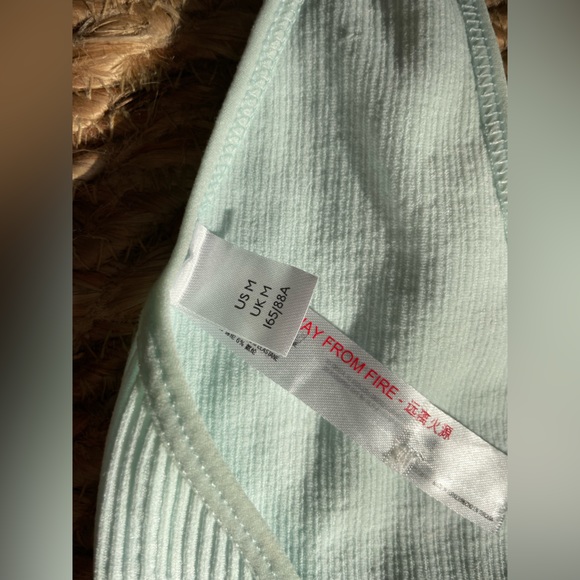 Urban outfitters Jackie halter top - Picture 4 of 4